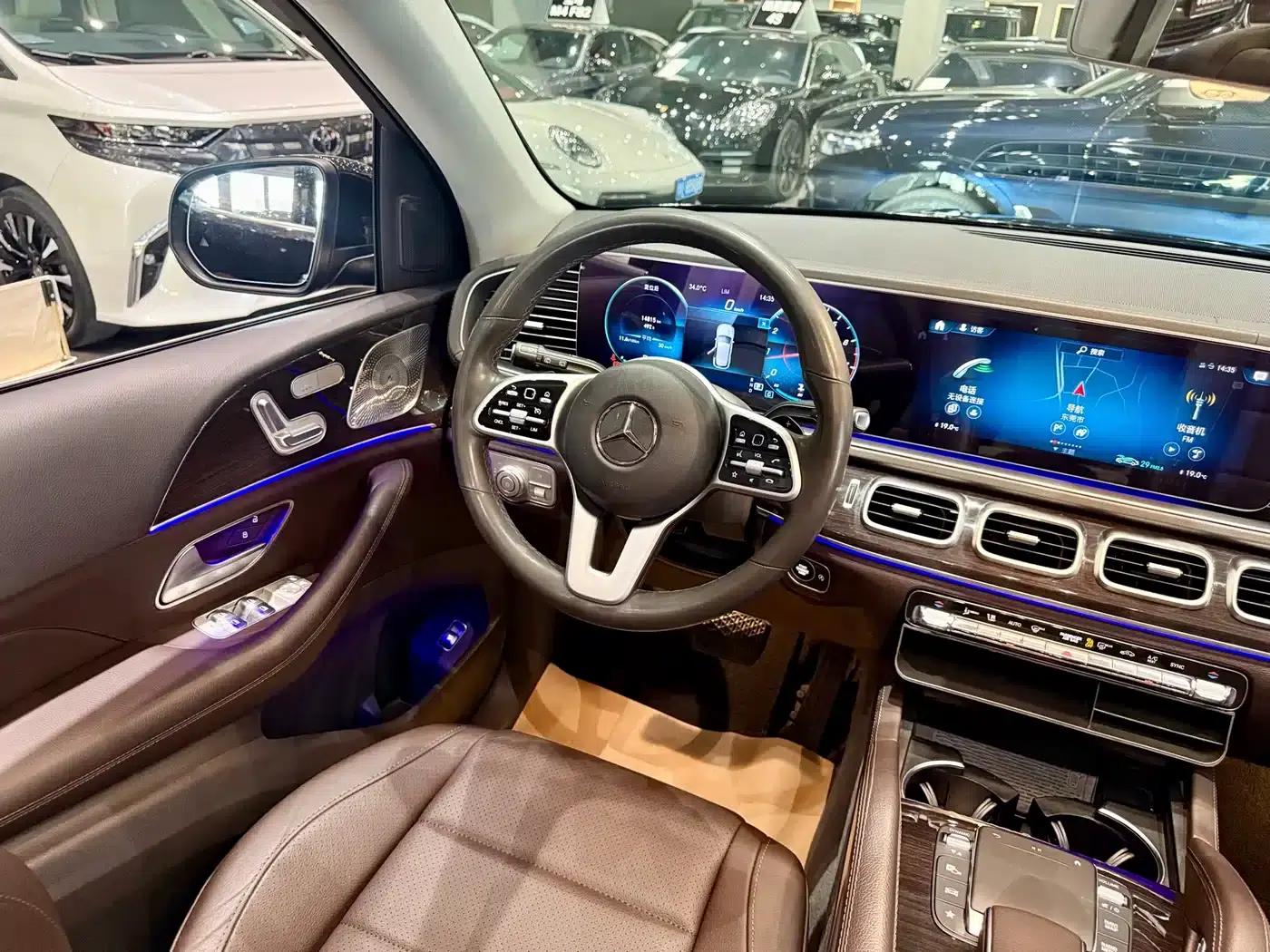 Imported Mercedes-Benz GLE 2020 GLE 350 4MATIC Fashion Model — миниатюра 11