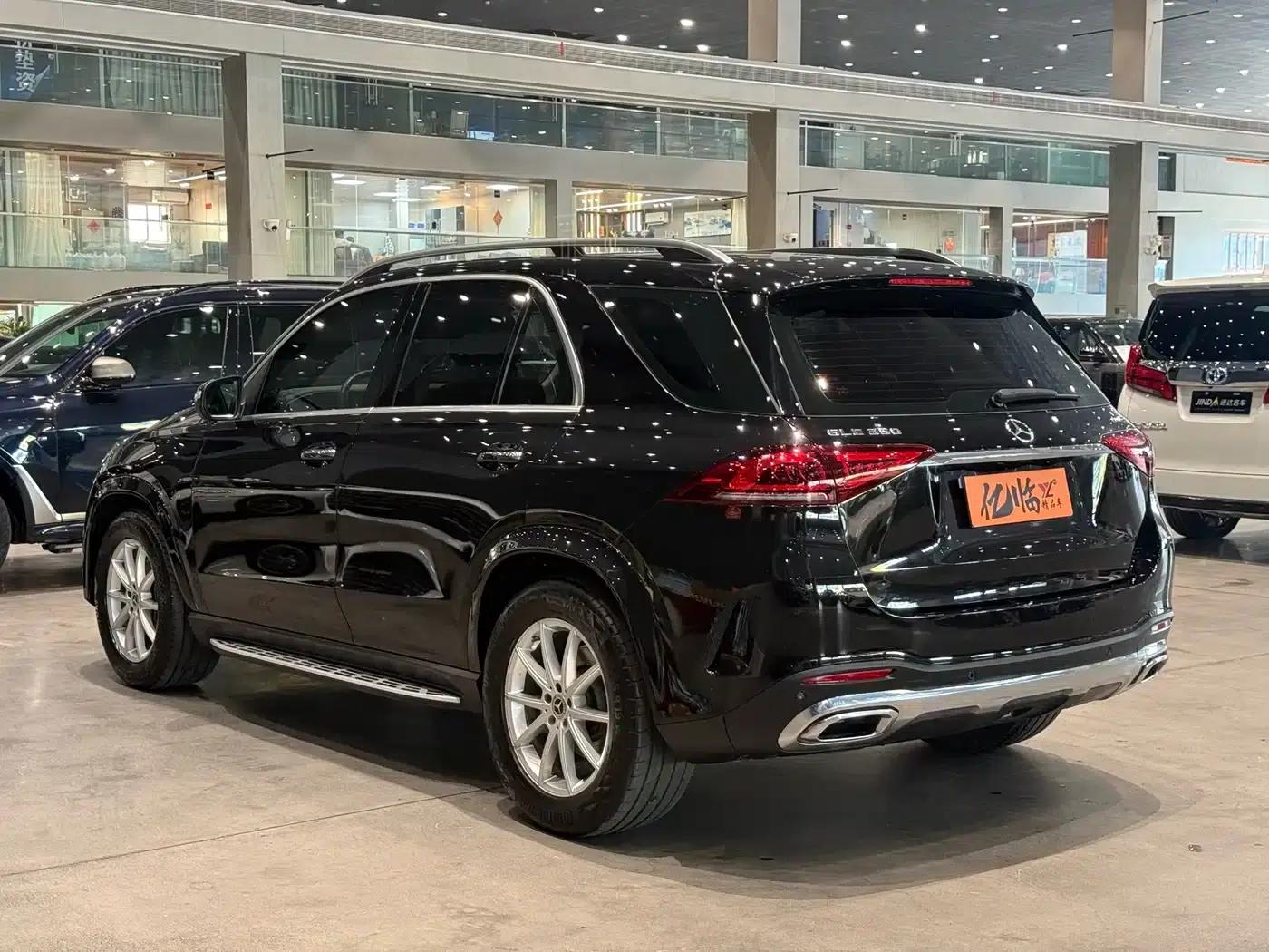 Imported Mercedes-Benz GLE 2020 GLE 350 4MATIC Fashion Model — миниатюра 13