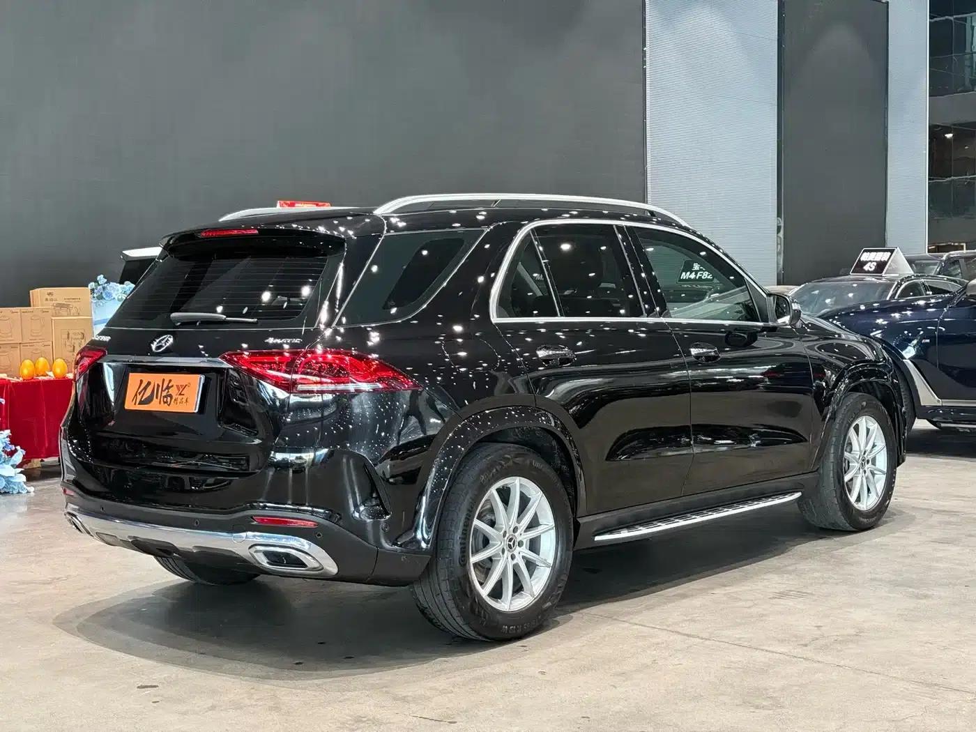 Imported Mercedes-Benz GLE 2020 GLE 350 4MATIC Fashion Model — миниатюра 15
