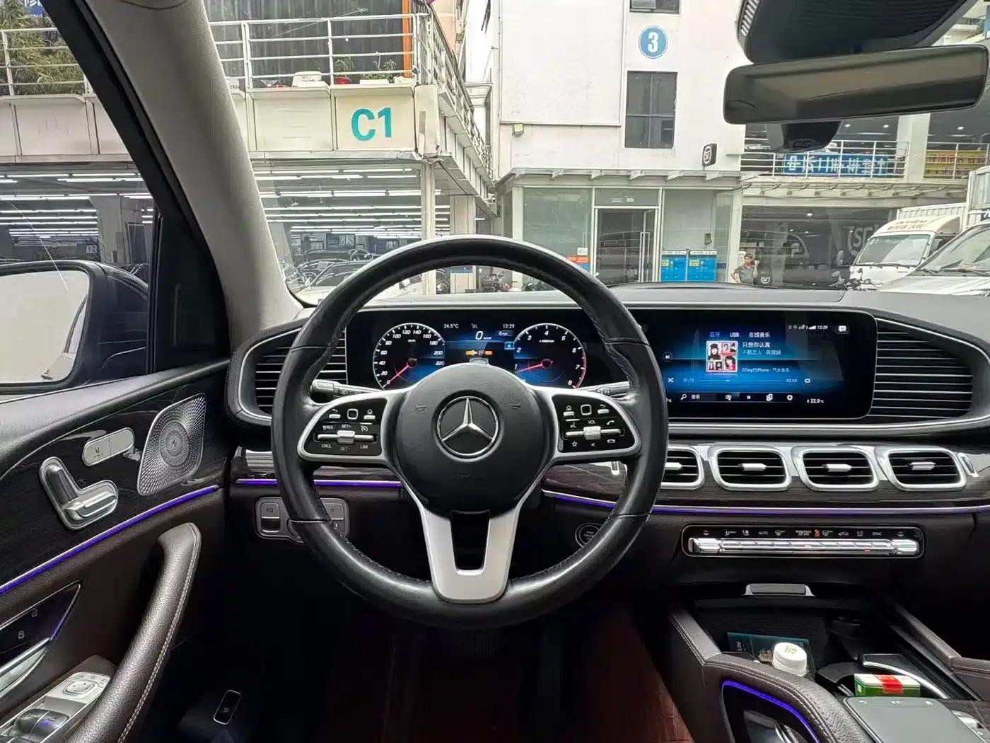 Imported Mercedes-Benz GLE 2021 GLE 350 4MATIC Fashion Model — миниатюра 7