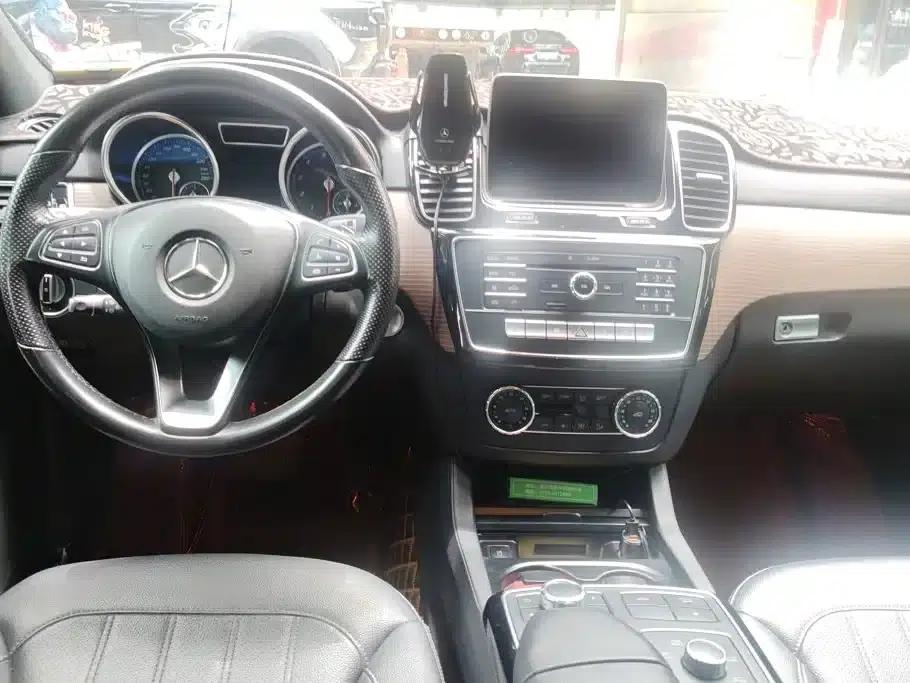 Imported Mercedes-Benz GLE 2018 GLE 320 4MATIC Luxury Edition — миниатюра 12