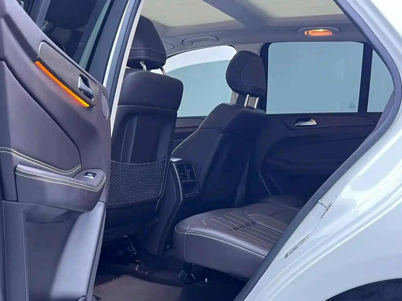 Imported Mercedes-Benz GLE 2016 GLE 320 4MATIC Luxury — миниатюра 12