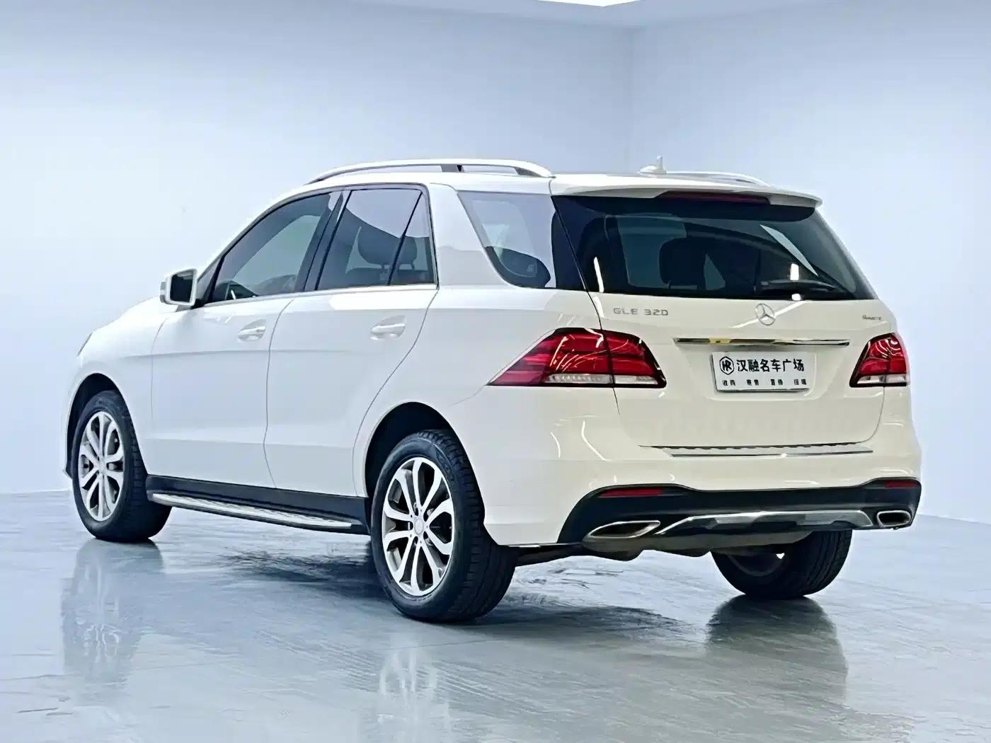 Imported Mercedes-Benz GLE 2016 GLE 320 4MATIC Luxury — миниатюра 6