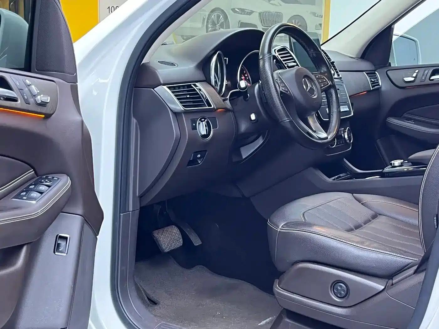 Imported Mercedes-Benz GLE 2016 GLE 320 4MATIC Luxury — миниатюра 10