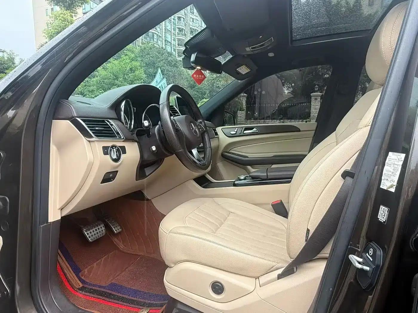 Imported Mercedes-Benz GLE 2017 GLE 320 4MATIC Dynamic — миниатюра 5