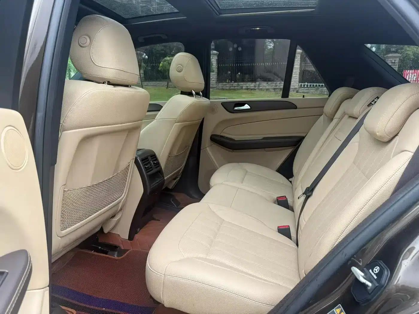 Imported Mercedes-Benz GLE 2017 GLE 320 4MATIC Dynamic — миниатюра 6