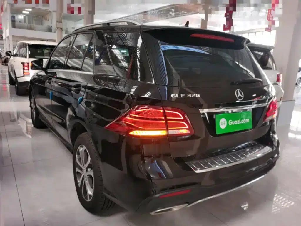 Imported Mercedes-Benz GLE 2017 GLE 320 4MATIC Dynamic — миниатюра 23