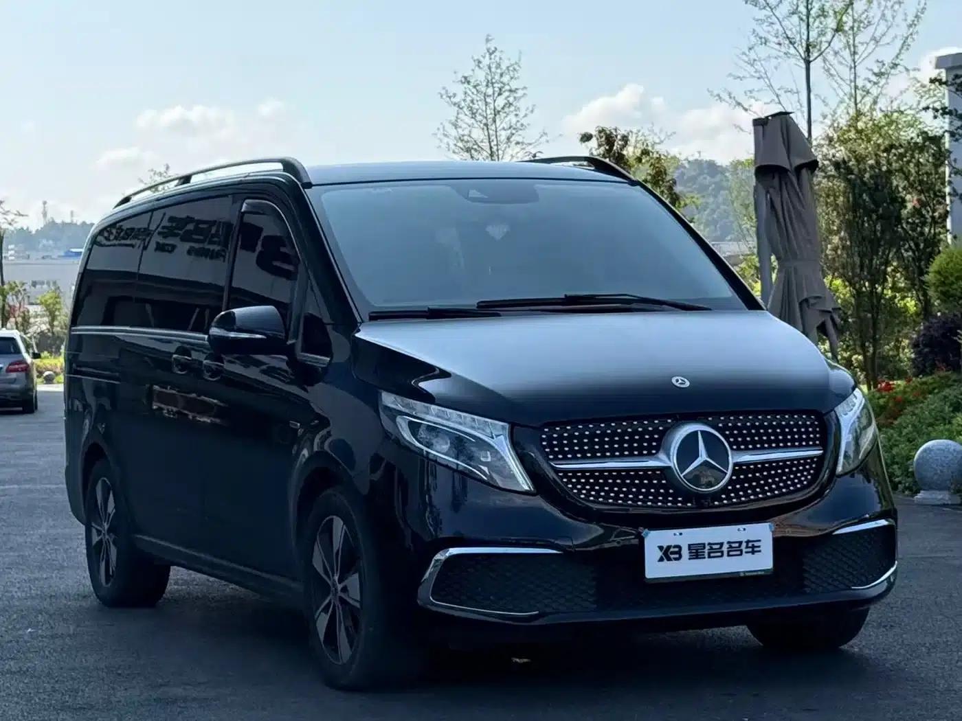 Mercedes-Benz V-Class 2022 V 260 Premium Edition — миниатюра 3