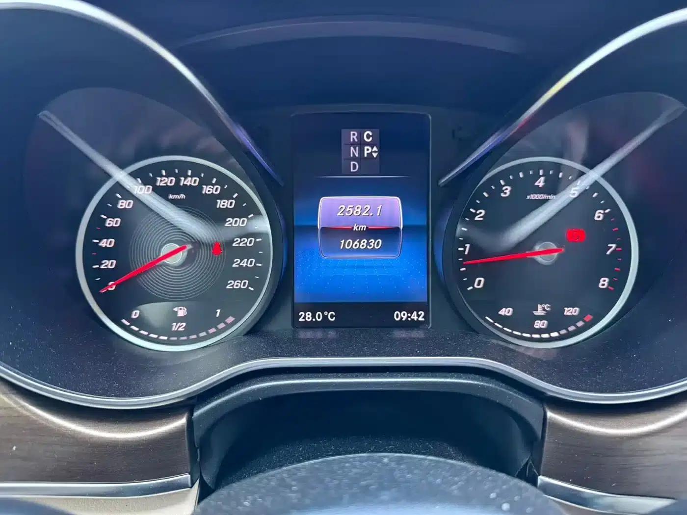 Mercedes-Benz V-Class 2022 V 260 Premium Edition — миниатюра 4