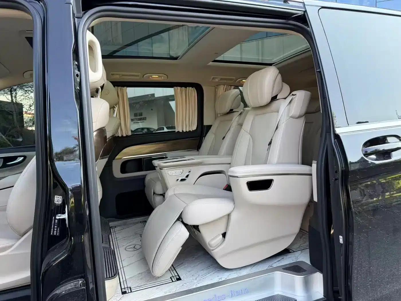 Mercedes-Benz V-Class 2022 V 260 Premium Edition — миниатюра 7