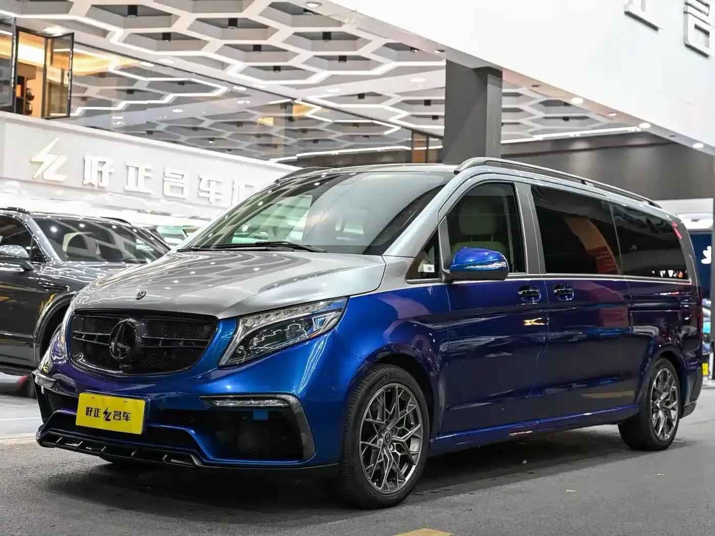 Mercedes-Benz V-Class 2018 V 260 L Premium Extended Edition (China VI Emission Standard) — миниатюра 2