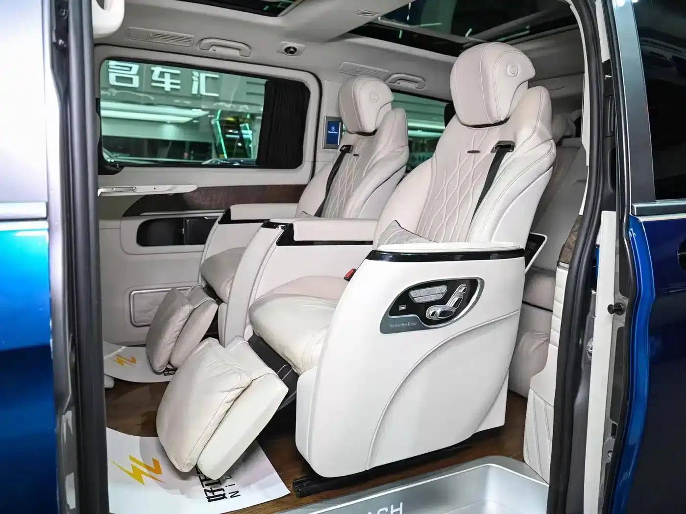 Mercedes-Benz V-Class 2018 V 260 L Premium Extended Edition (China VI Emission Standard) — миниатюра 15