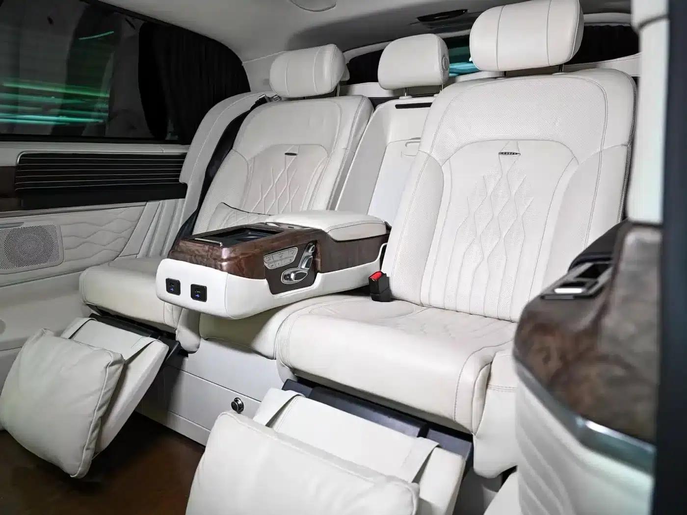 Mercedes-Benz V-Class 2018 V 260 L Premium Extended Edition (China VI Emission Standard) — миниатюра 16