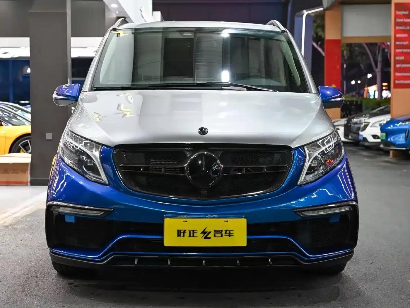 Mercedes-Benz V-Class 2018 V 260 L Premium Extended Edition (China VI Emission Standard) — миниатюра 3
