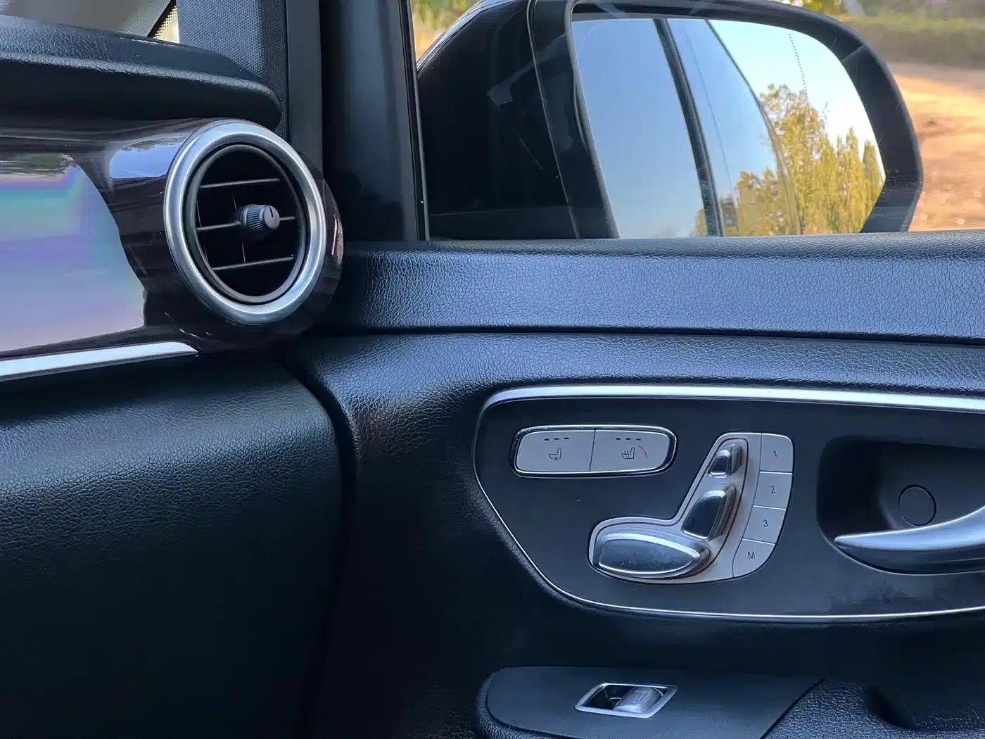 Mercedes-Benz V-Class 2018 V 260 Navigator Edition (China VI Emission Standard) — миниатюра 13