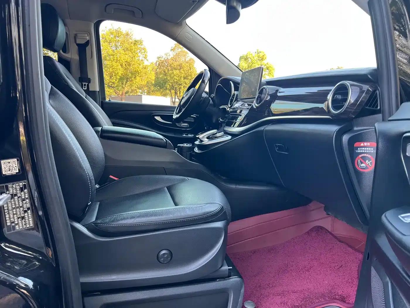 Mercedes-Benz V-Class 2018 V 260 Navigator Edition (China VI Emission Standard) — миниатюра 19