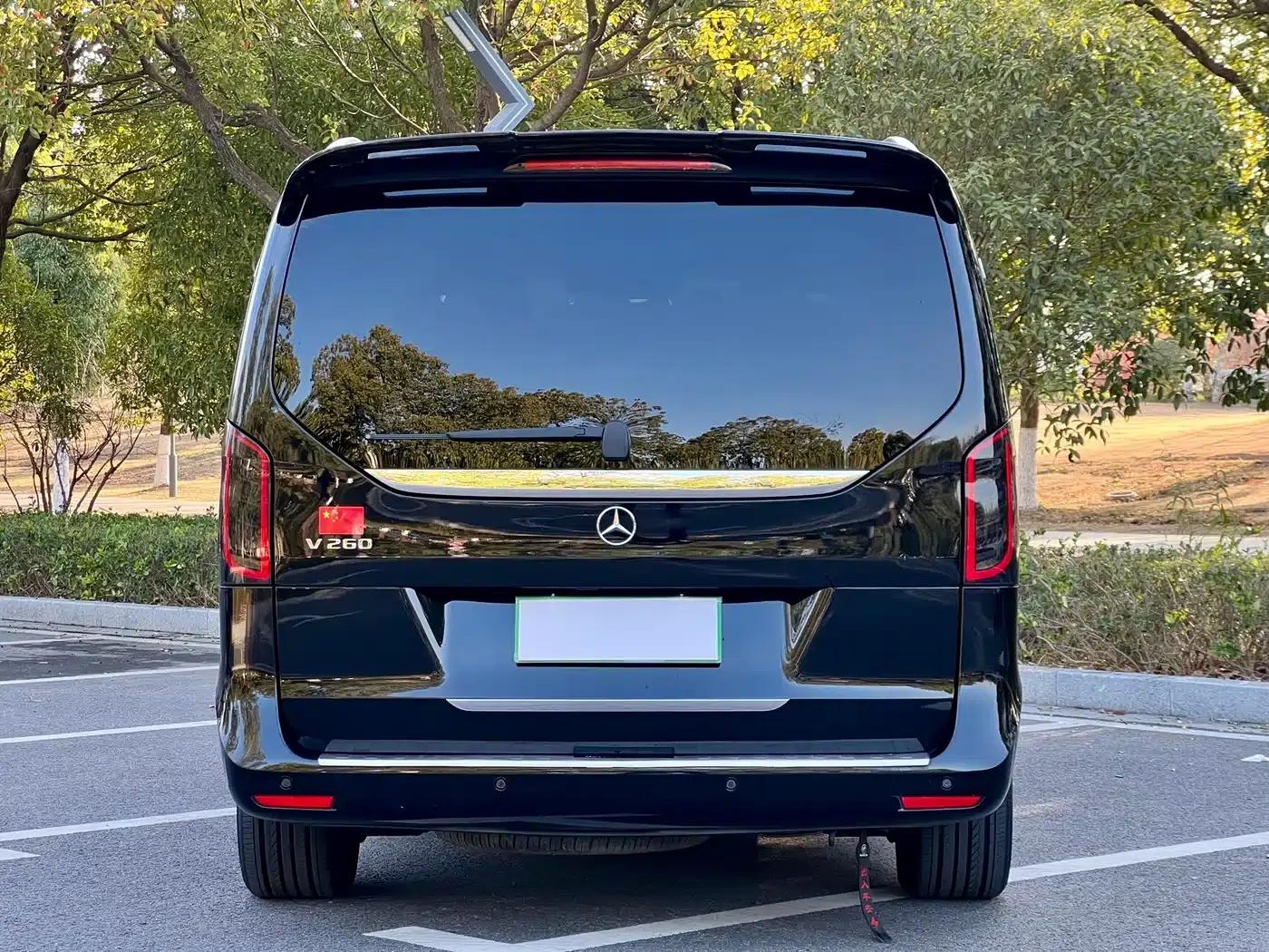 Mercedes-Benz V-Class 2018 V 260 Navigator Edition (China VI Emission Standard) — миниатюра 4