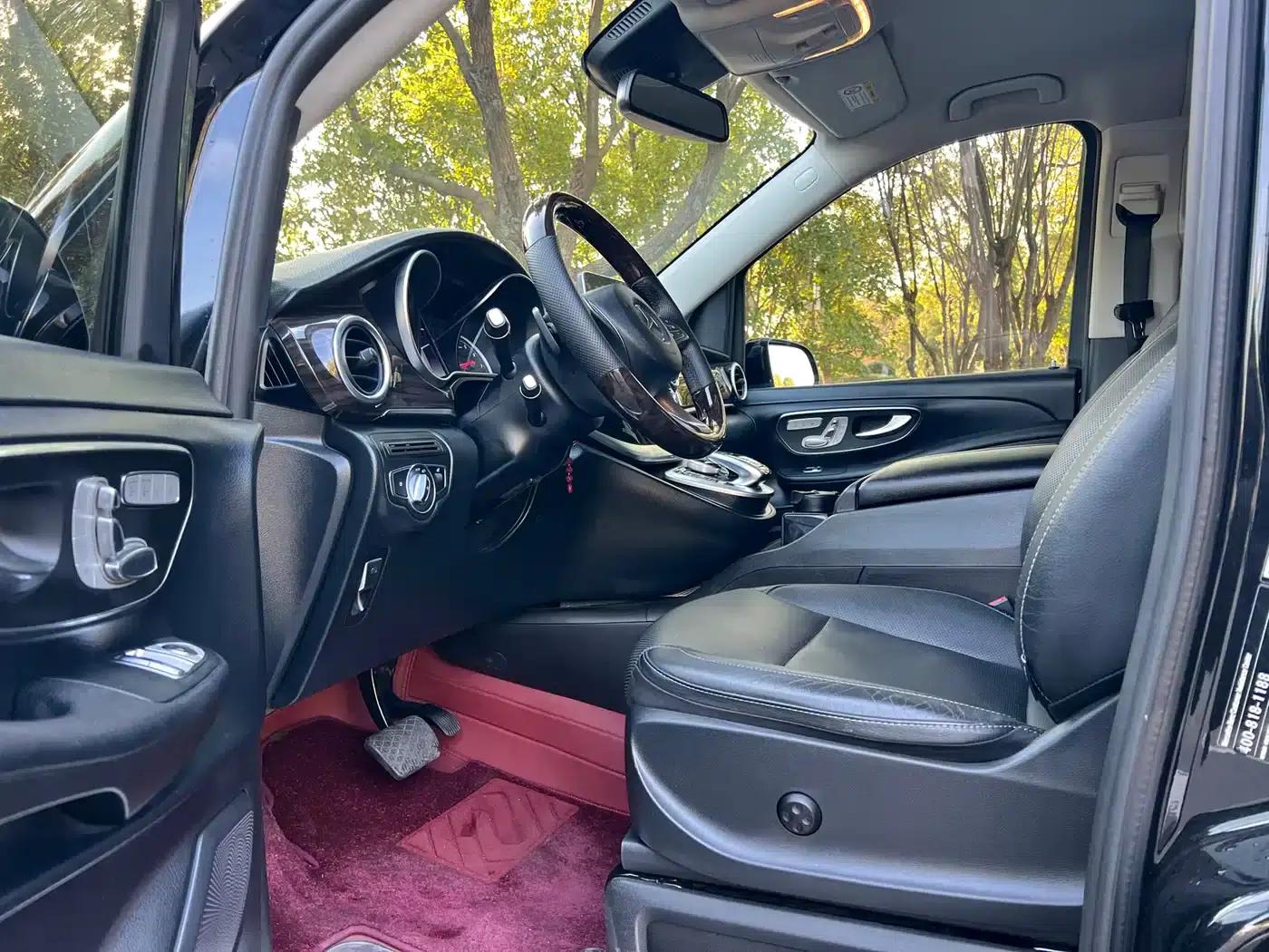Mercedes-Benz V-Class 2018 V 260 Navigator Edition (China VI Emission Standard) — миниатюра 8