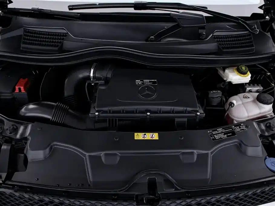 Mercedes-Benz V-Class 2022 V 260 L Long Wheelbase Premium Edition — миниатюра 17