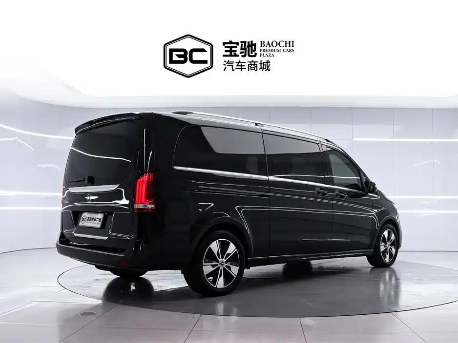 Mercedes-Benz V-Class 2022 V 260 L Long Wheelbase Premium Edition — миниатюра 3