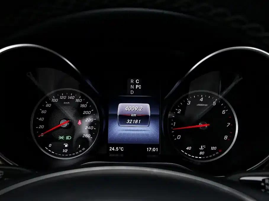 Mercedes-Benz V-Class 2022 V 260 L Long Wheelbase Premium Edition — миниатюра 6