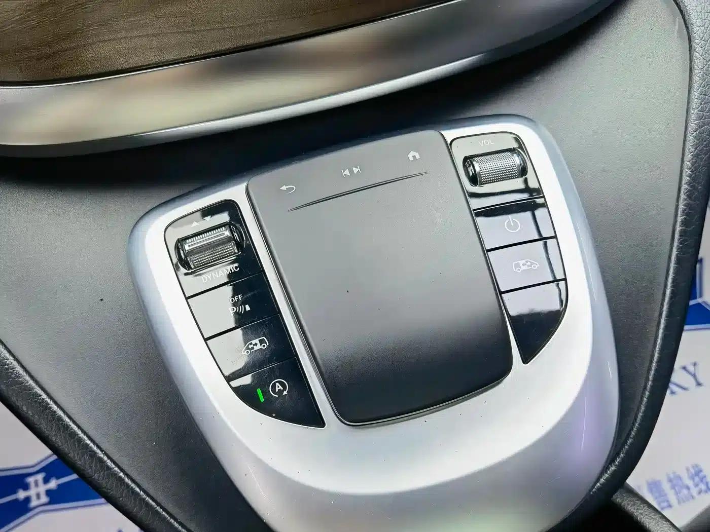 Mercedes-Benz V-Class 2020 V 260 L Long Wheelbase Luxury Edition — миниатюра 14