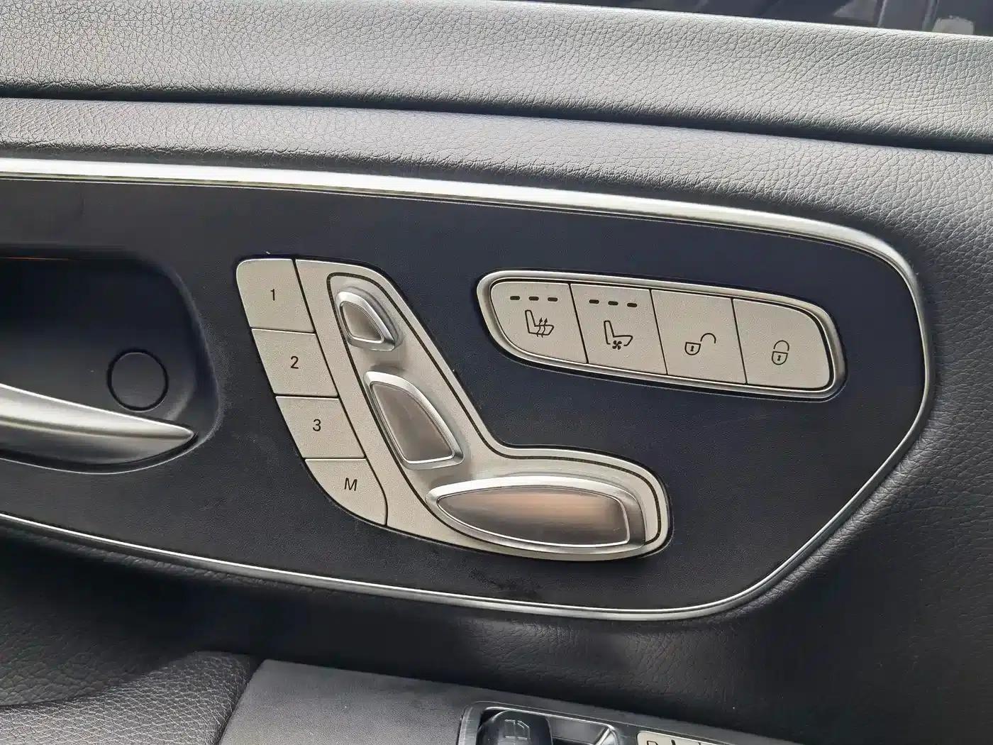 Mercedes-Benz V-Class 2020 V 260 L Long Wheelbase Luxury Edition — миниатюра 16