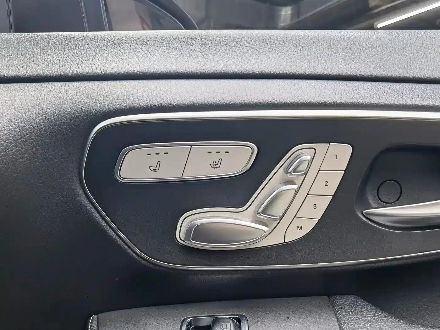 Mercedes-Benz V-Class 2020 V 260 L Long Wheelbase Luxury Edition — миниатюра 19