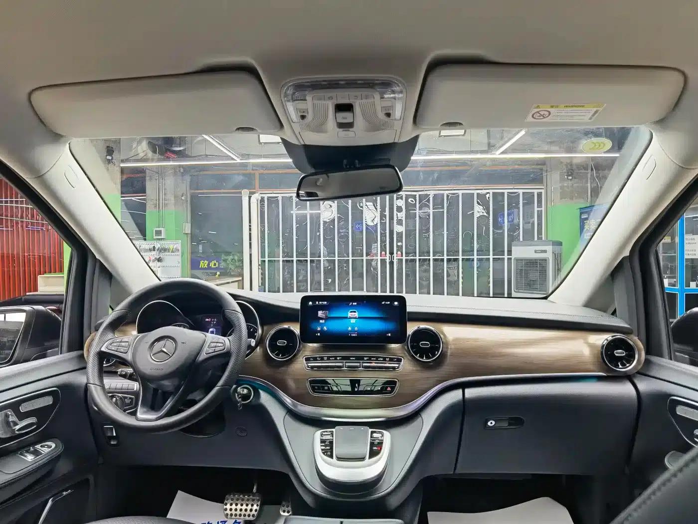 Mercedes-Benz V-Class 2020 V 260 L Long Wheelbase Luxury Edition — миниатюра 7