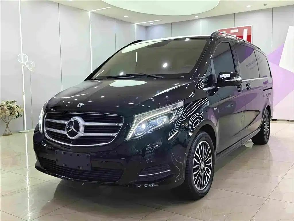 Mercedes-Benz V-Class 2018 V 260 Premium Edition (China VI Emission Standard) — миниатюра 1