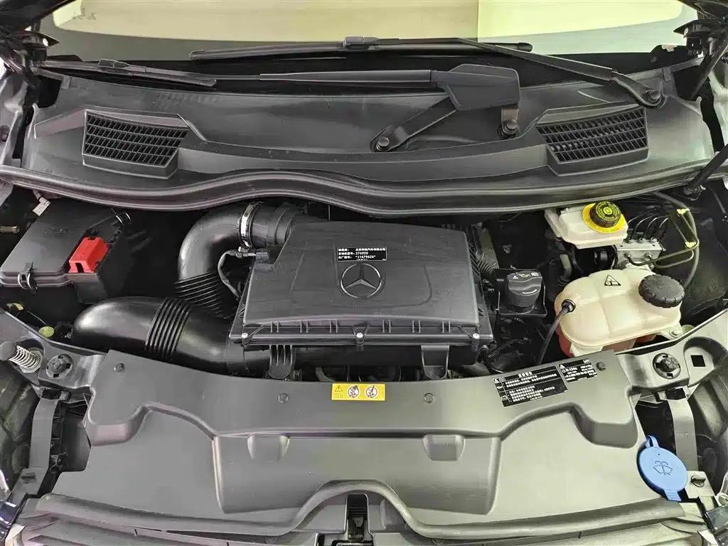 Mercedes-Benz V-Class 2018 V 260 Premium Edition (China VI Emission Standard) — миниатюра 16