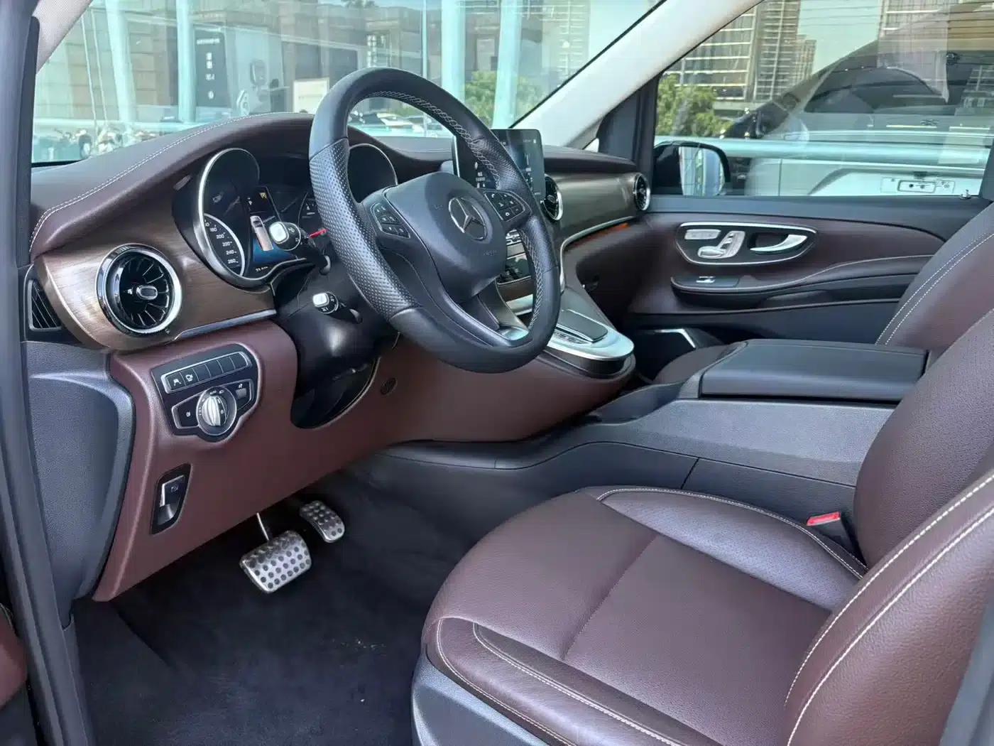 Mercedes-Benz V-Class 2021 V 260 L Long Wheelbase Luxury Edition — миниатюра 7