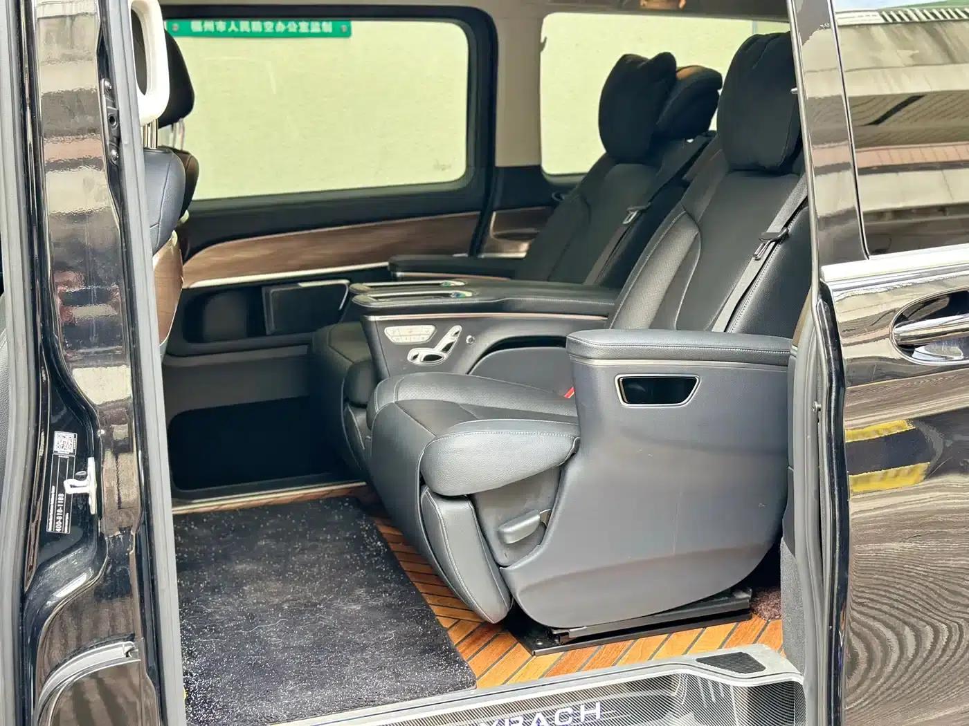 Mercedes-Benz V-Class 2021 V 260 L Long Wheelbase Luxury Edition — миниатюра 9