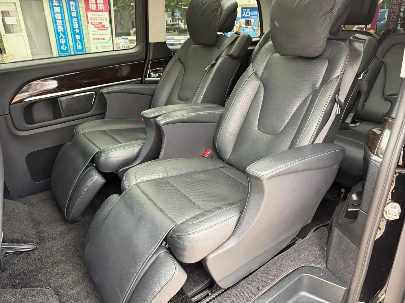 Mercedes-Benz V-Class 2018 V 260 Premium Edition (China VI Emission Standard) — миниатюра 8