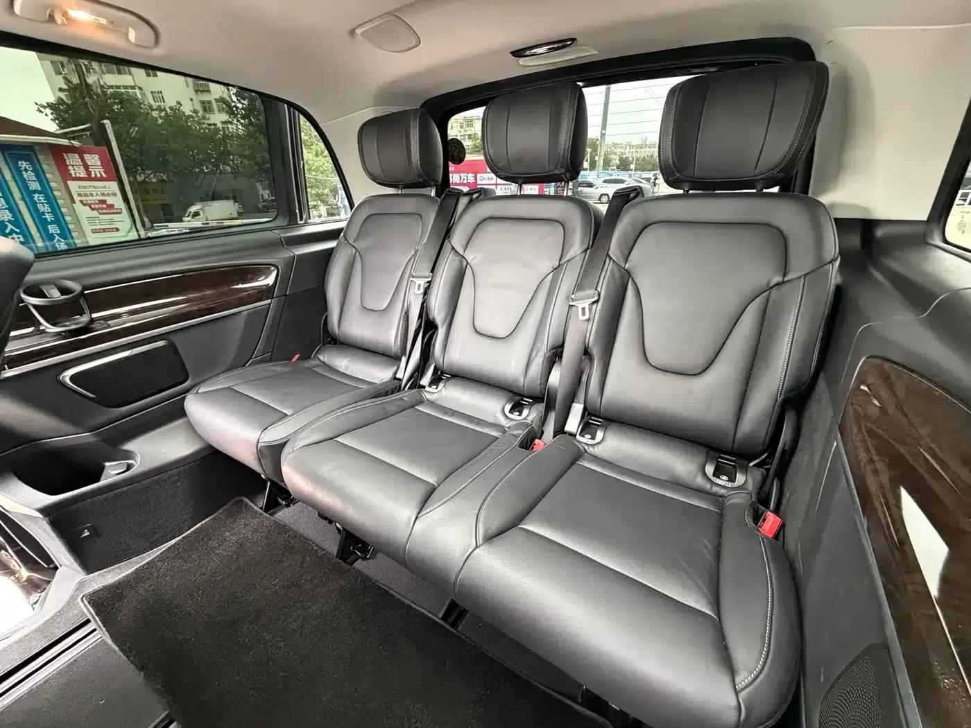 Mercedes-Benz V-Class 2018 V 260 Premium Edition (China VI Emission Standard) — миниатюра 9