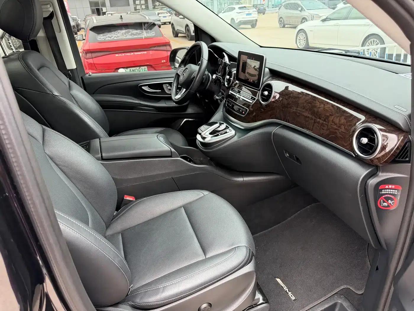 Mercedes-Benz V-Class 2018 V 260 Premium Edition (China VI Emission Standard) — миниатюра 10
