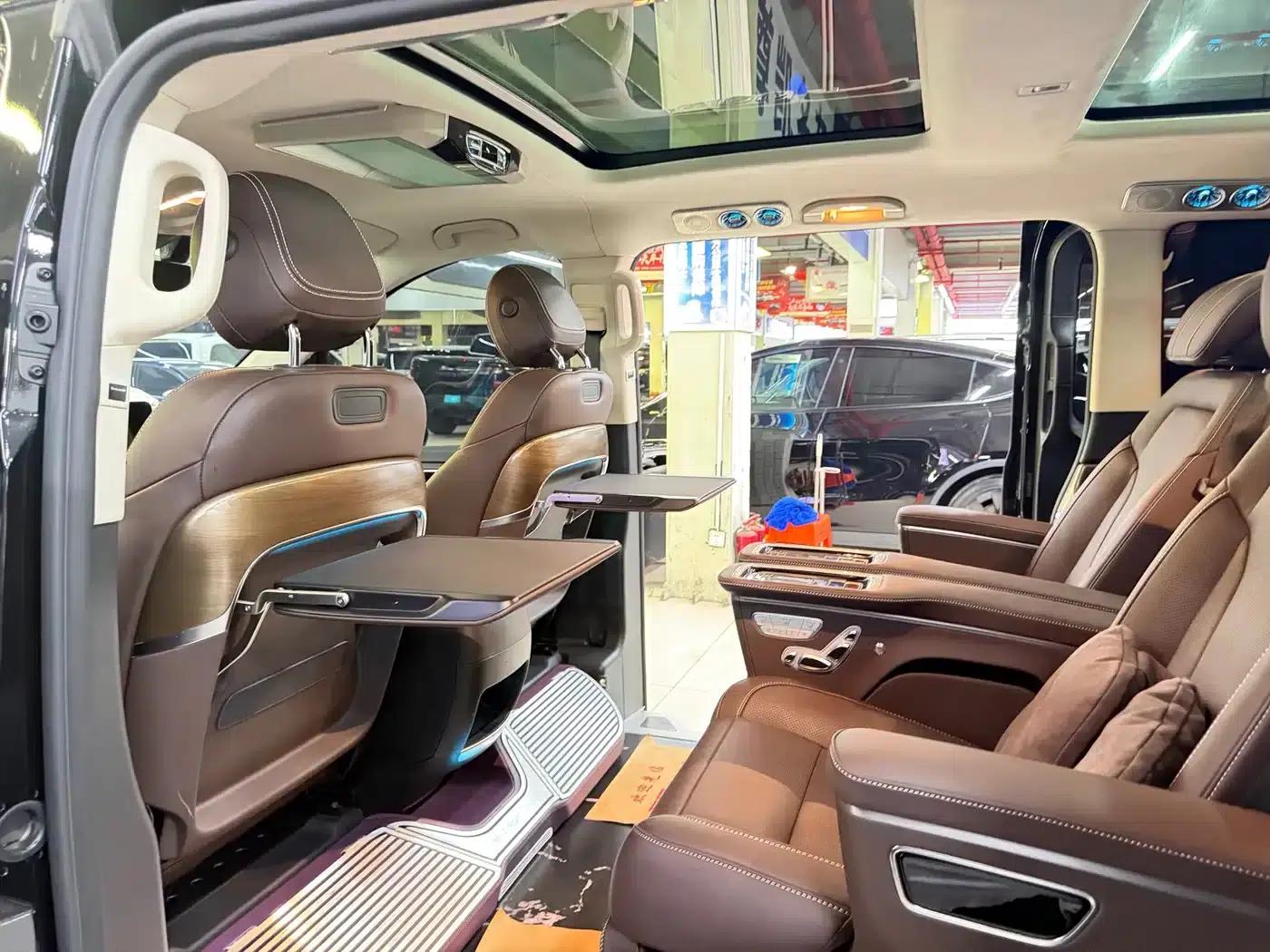 Mercedes-Benz V-Class 2022 V 260 L Long Wheelbase Luxury Edition — миниатюра 7