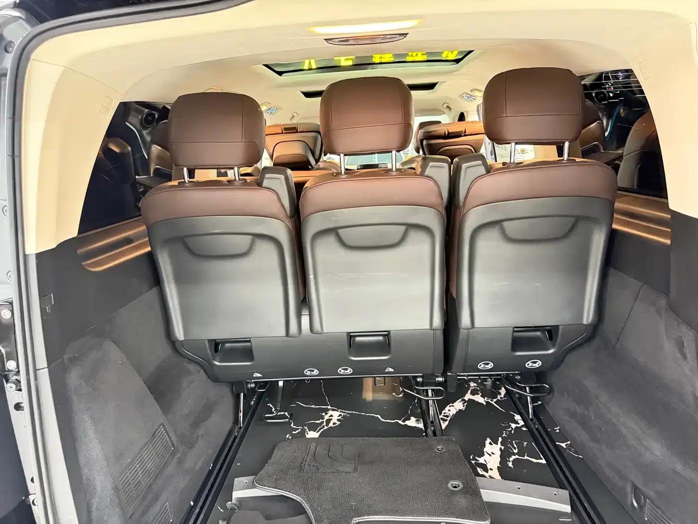 Mercedes-Benz V-Class 2022 V 260 L Long Wheelbase Luxury Edition — миниатюра 8