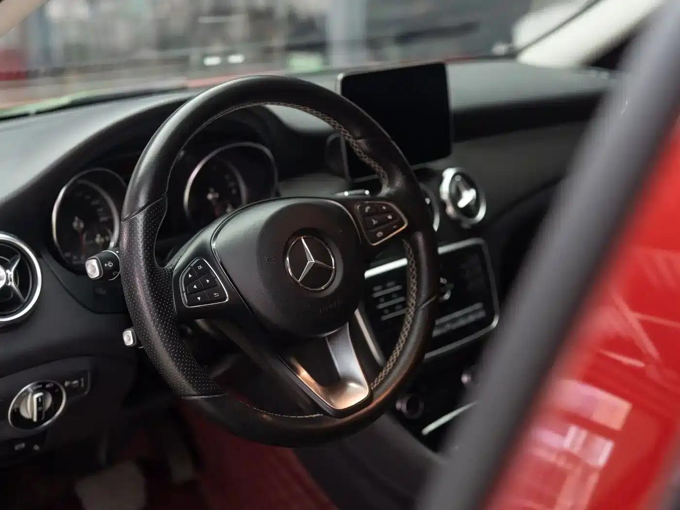 2018 Mercedes-Benz GLA 200 Dynamic — миниатюра 14