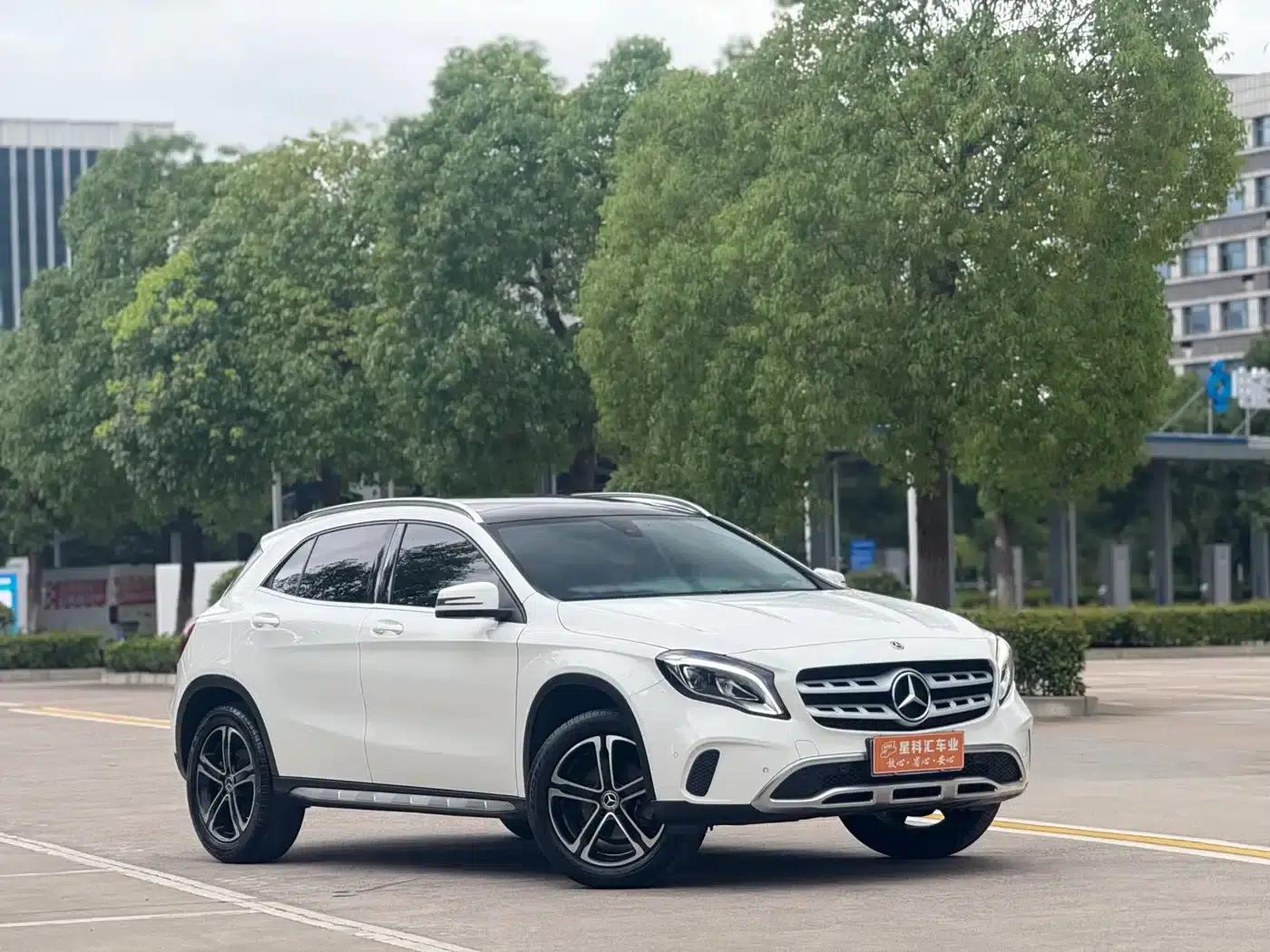 2018 Mercedes-Benz GLA 200 Fashion Edition — миниатюра 3