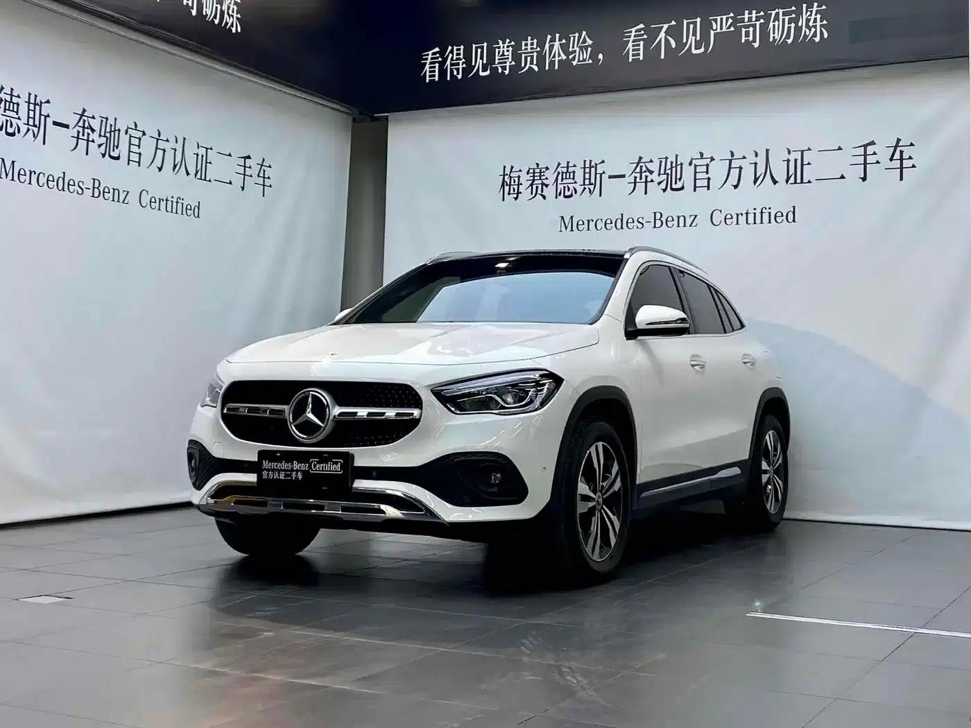 2022 Mercedes-Benz GLA 200 — миниатюра 1