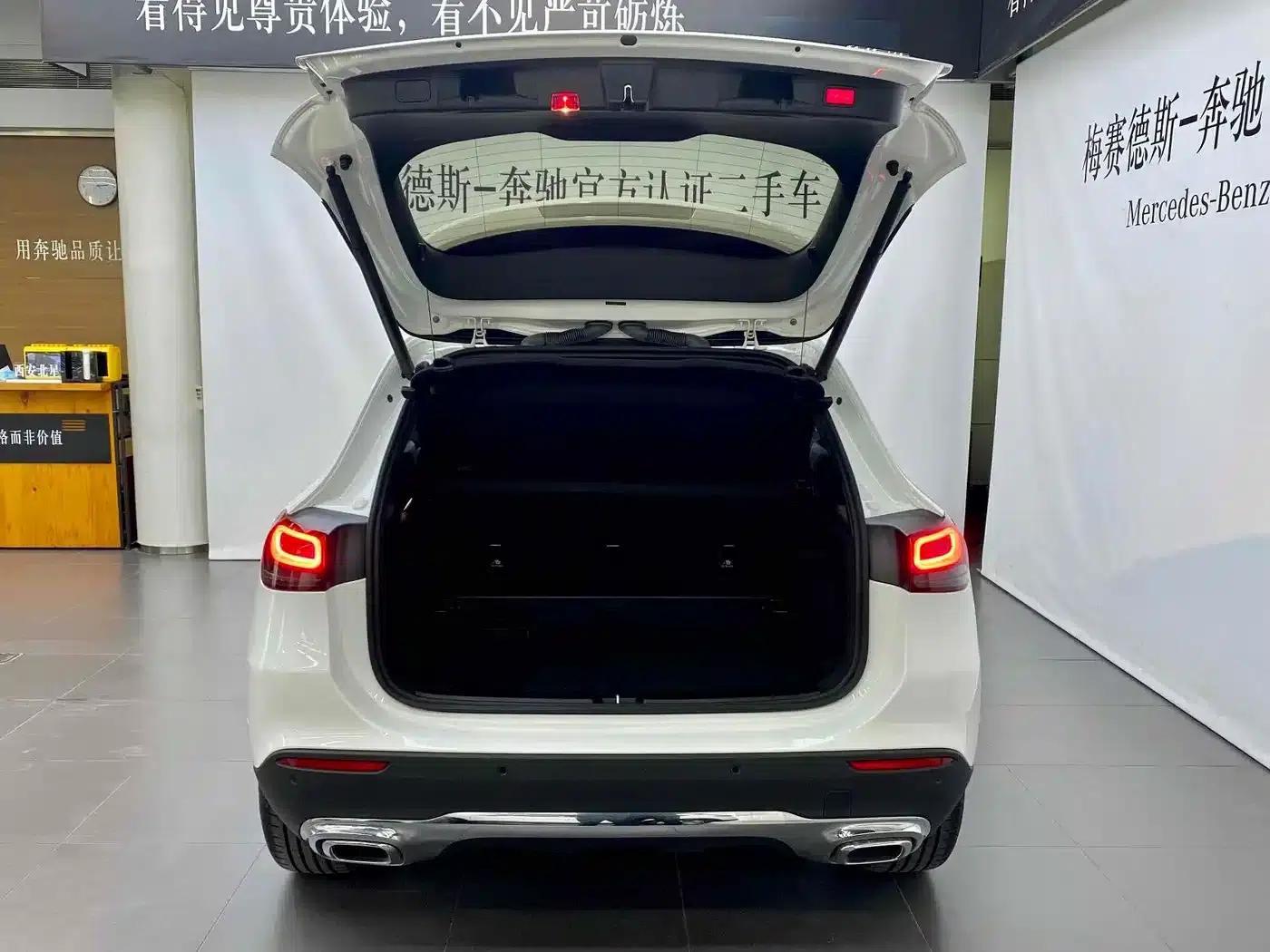 2022 Mercedes-Benz GLA 200 — миниатюра 14