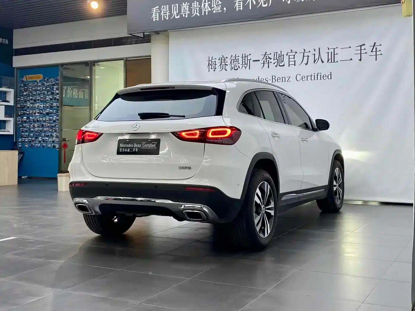 2022 Mercedes-Benz GLA 200 — миниатюра 3