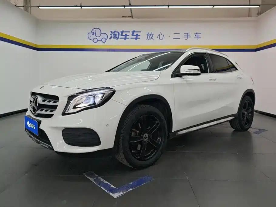 2019 Mercedes-Benz GLA 200 Dynamic — миниатюра 1