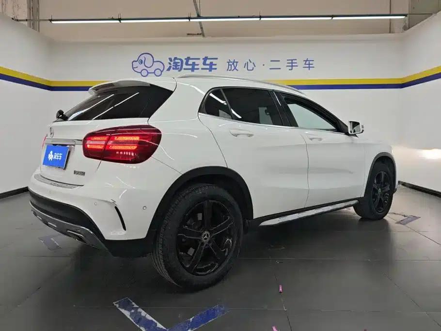 2019 Mercedes-Benz GLA 200 Dynamic — миниатюра 3