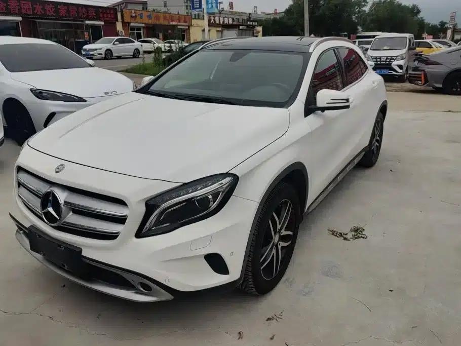 2016 Mercedes-Benz GLA 200 Fashion Edition — миниатюра 1