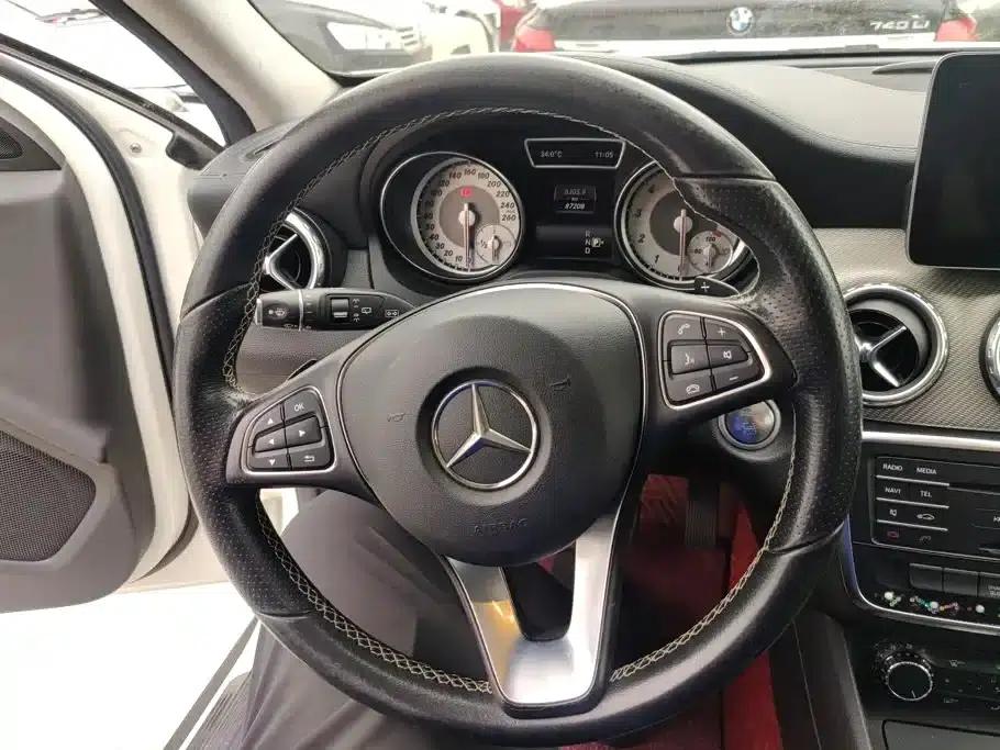 2016 Mercedes-Benz GLA 200 Fashion Edition — миниатюра 15
