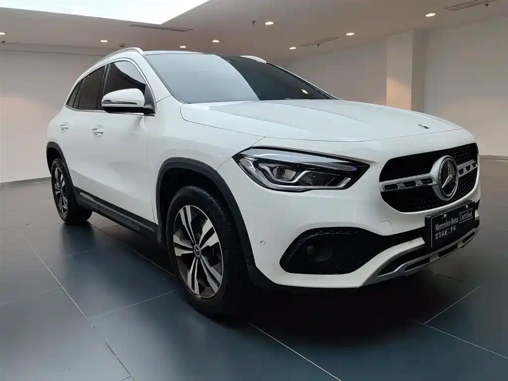 2023 Mercedes-Benz GLA 220 — миниатюра 2