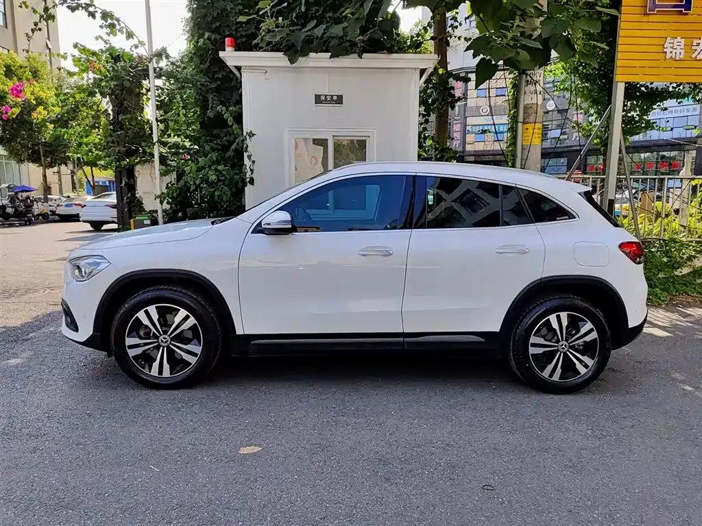 2022 Mercedes-Benz GLA 220 — миниатюра 3