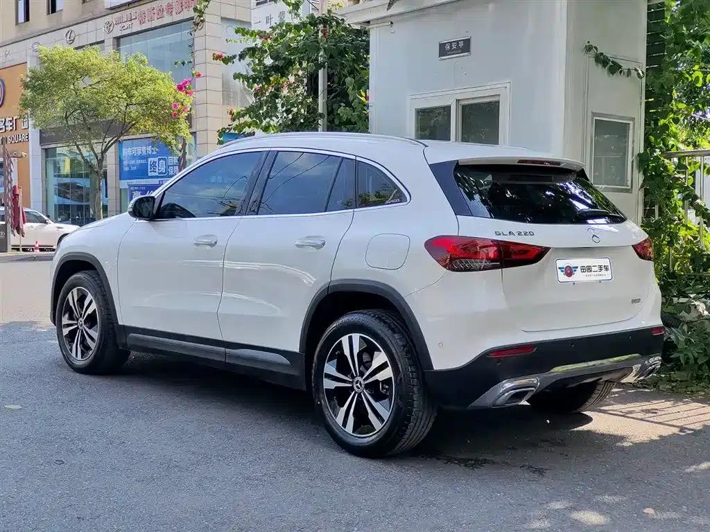 2022 Mercedes-Benz GLA 220 — миниатюра 4
